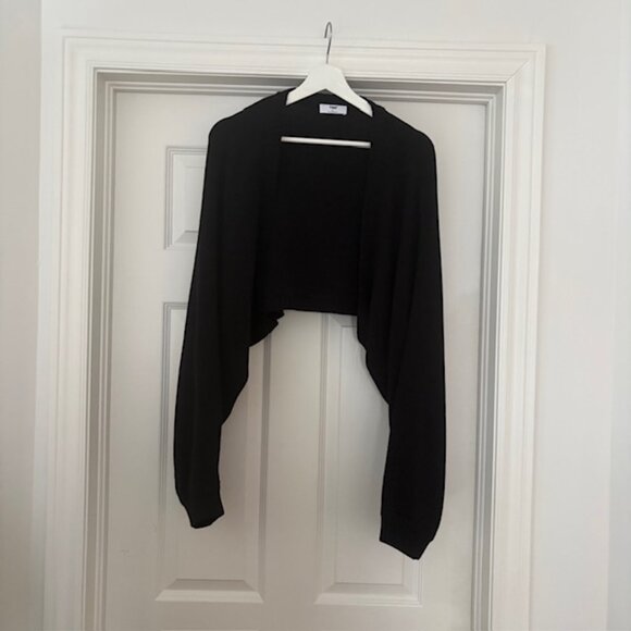 Aritzia Babaton Shrug - Picture 2 of 2